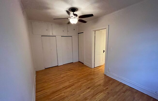 2 beds, 1 bath, 700 sqft, $1,350, Unit 202