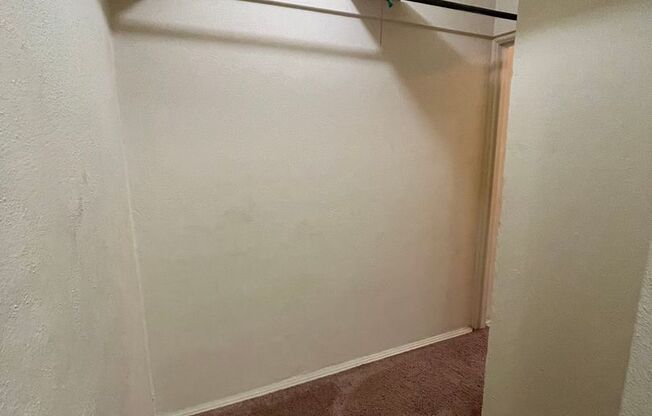 Studio, 1 bath, 352 sqft, $625