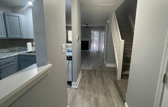 Adorable 2 bedroom 2.5 bathroom townhome | Located in the heart of Charlotte, NC