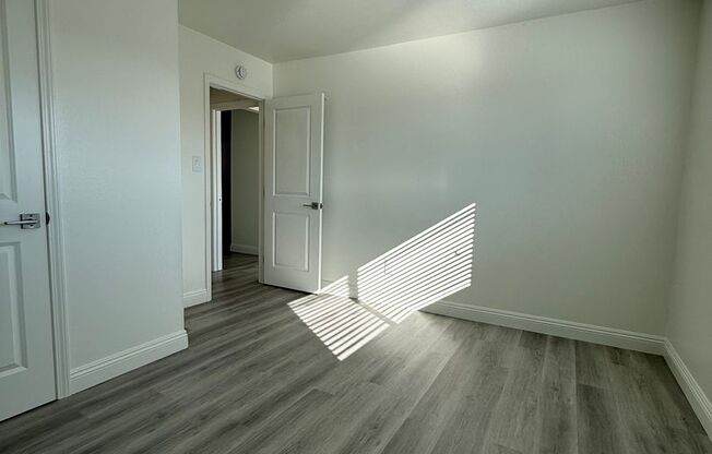 2 beds, 1 bath, 850 sqft, $2,295, Unit 9195-10