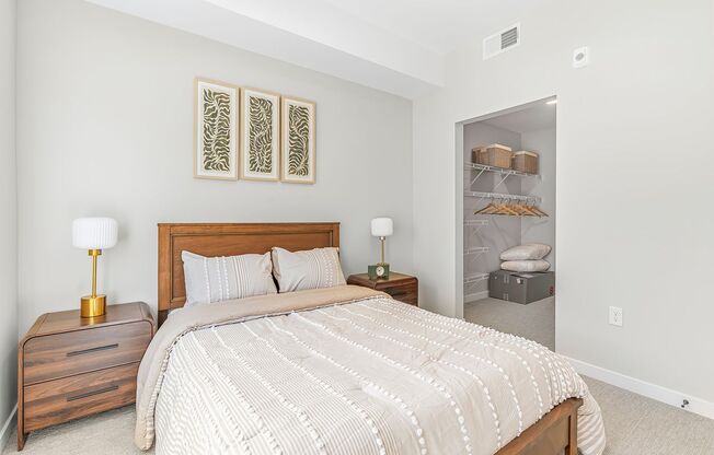 1 bed, 1 bath, 722 sqft, $1,475, Unit 1-208