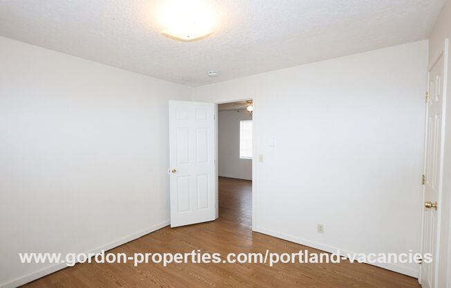 1 bed, 1 bath, $1,195, Unit 8432