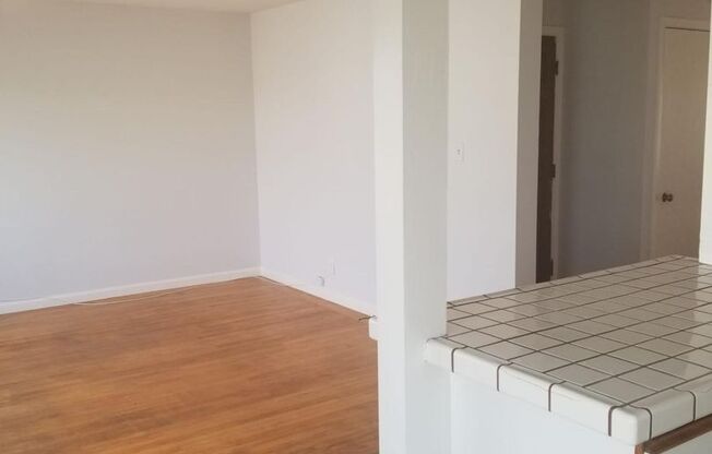 RC - 2037-2039 48th Ave San Francisco CA, 94116