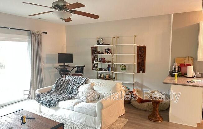 108 MINT CT