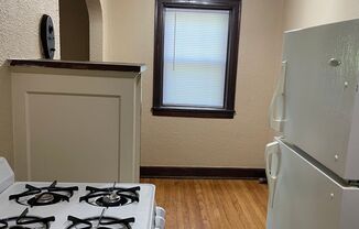 Studio, 1 bath, 650 sqft, $795, Unit Unit 302 Studio A650