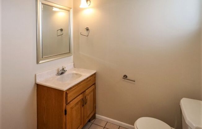 2 beds, 1.5 baths, $1,800, Unit 1173