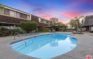 4780 VILLA MARINA