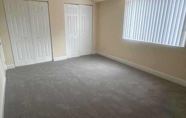 3 beds, 2 baths, 1,300 sqft, $2,150, Unit 3335 #201