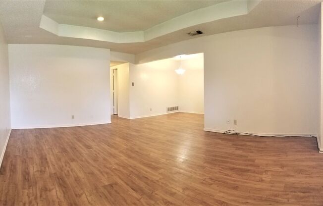 Roomy 2 Bedroom Duplex in Fort Worth