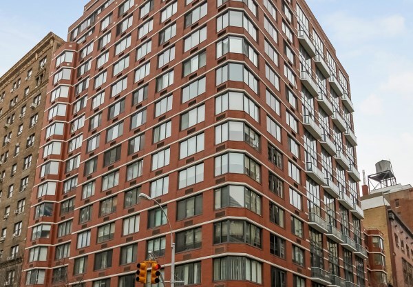 250 W 89 ST