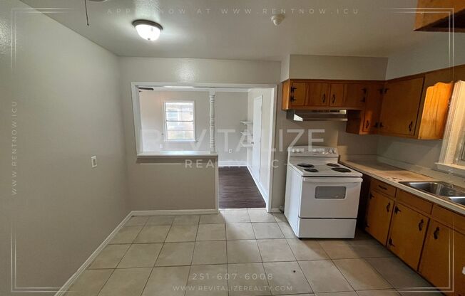 3 beds, 2 baths, $1,250