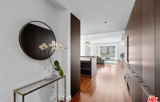 2 beds, 2 baths, 1,500 sqft, $5,500, Unit 7K