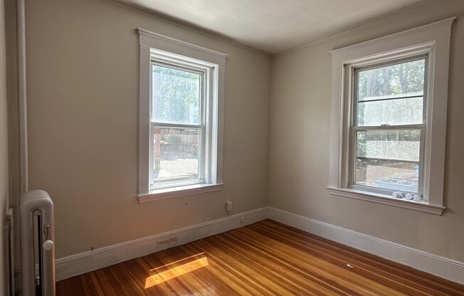 1368 COMMONWEALTH AVE