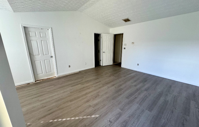 61 PROVIDENCE RUN CT
