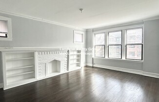 1030 E HYDE PARK BLVD