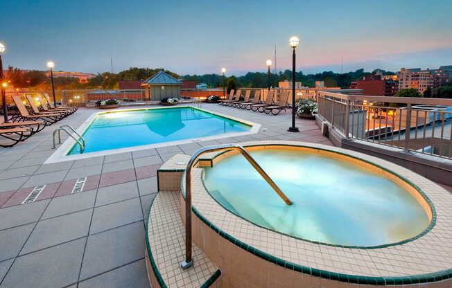 Rooftop Pool and Hot Tub