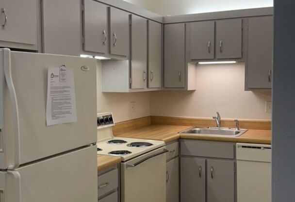 Lake Terrace Apartments