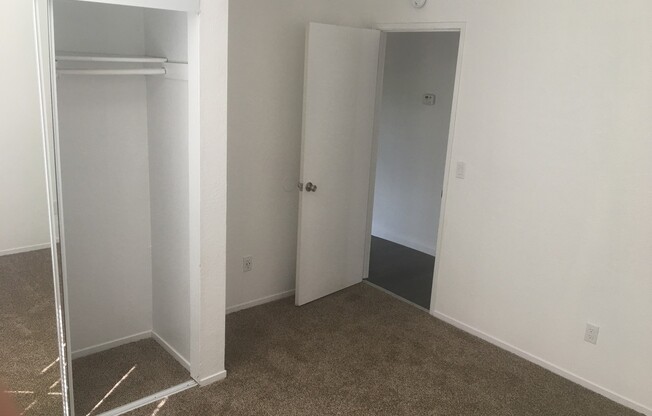 2 beds, 1 bath, 825 sqft, $1,695, Unit 0231