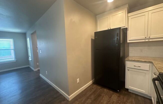 3 beds, 2 baths, $1,495