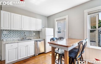 71 73 NEPONSET AVE