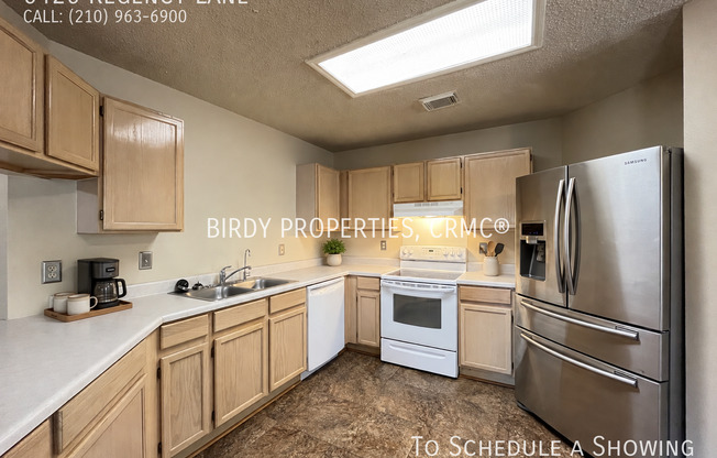 6426 REGENCY LN