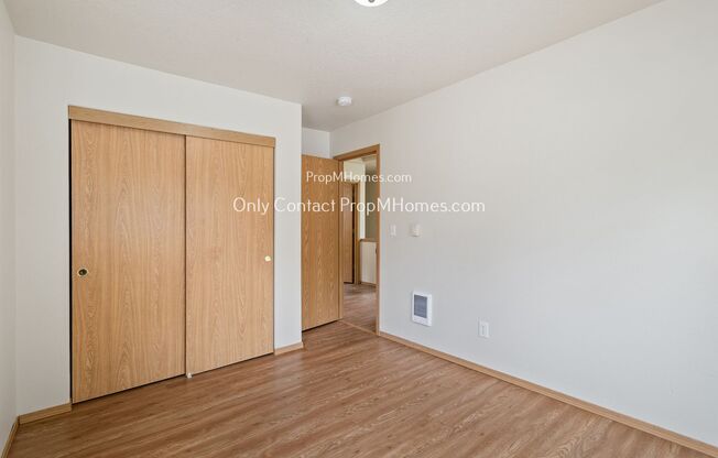 4 beds, 2.5 baths, $2,399, Unit 2407 SE 89th Avenue