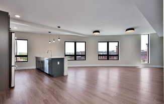 215 CANAL ST