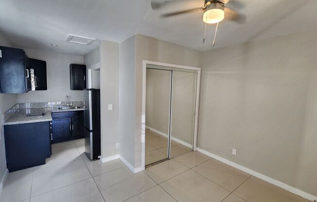 Studio, 1 bath, $695, Unit UNIT 17