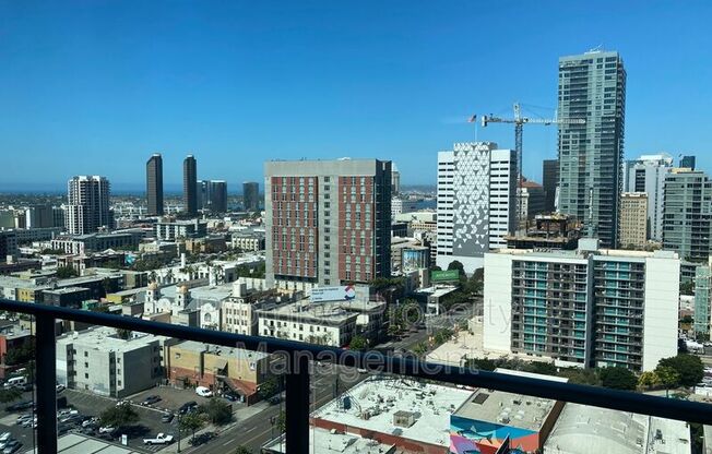 1080 Park Blvd