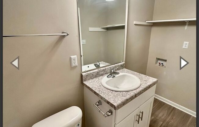 2 beds, 1.5 baths, 815 sqft, $950, Unit 2619