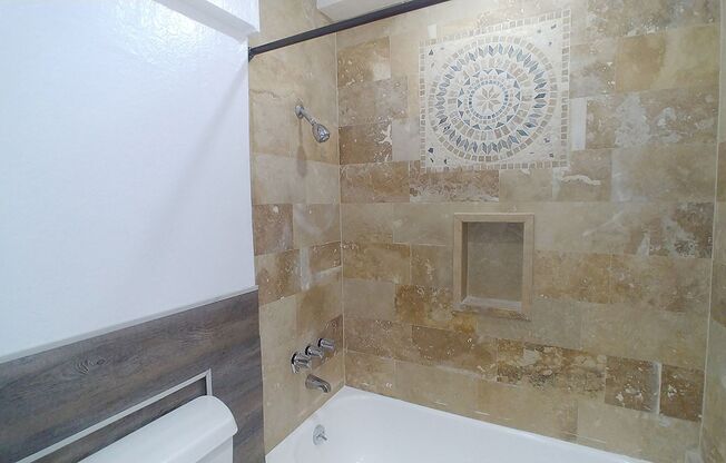 2 beds, 2 baths, 910 sqft, $2,895, Unit 302