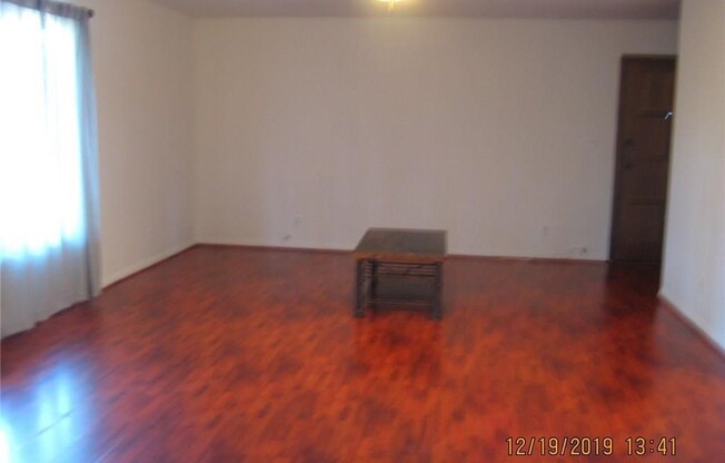 5931 CORBIN AVE
