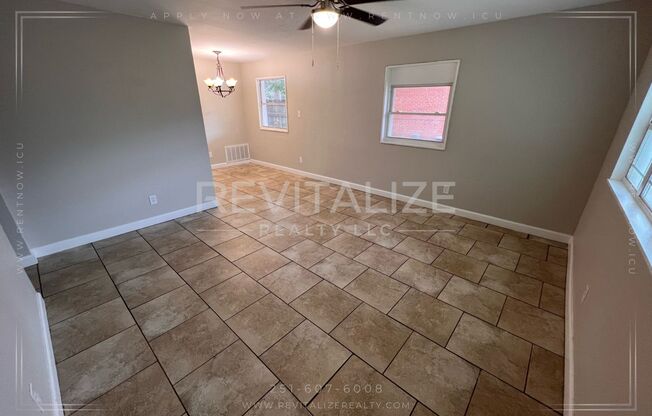 3 beds, 2 baths, $1,250