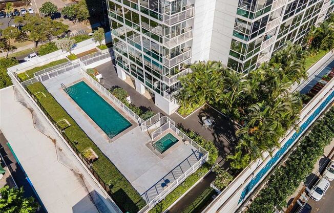 2 beds, 2 baths, $3,900, Unit 2601