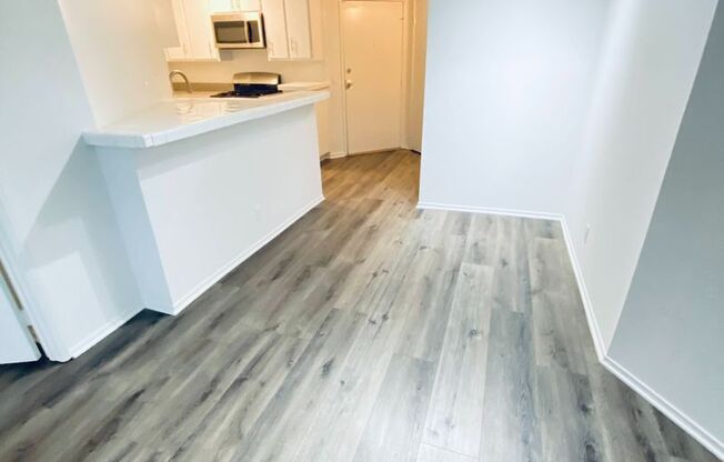 1 bed, 1 bath, $1,975, Unit 064#101