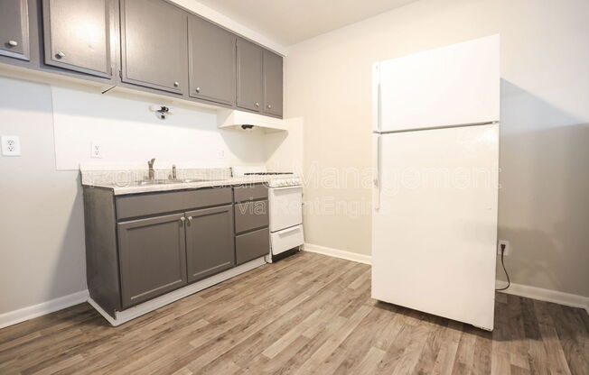 1 bed, 1 bath, 600 sqft, $725, Unit 7