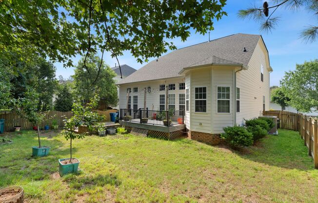 Stunning Single Family Home: Available August 8th