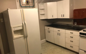 2 beds, 1 bath, $1,400