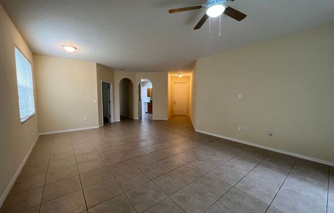 2 Bedroom with Den, 2 Bath in Lake Forest in Saint Lucie west