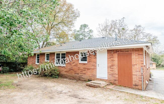 5018 PINEFIELD DR