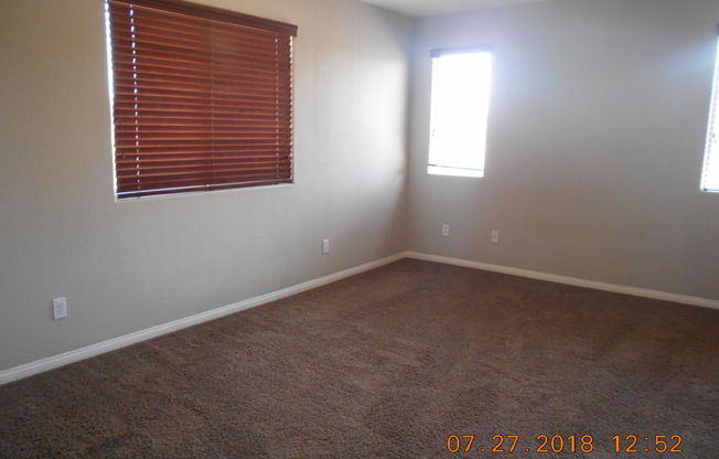 3 beds, 2.5 baths, $1,825