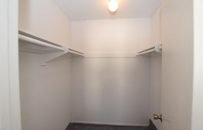Popular Victoria Avenue Penthouse