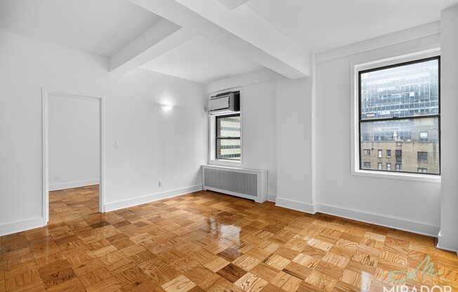 132 E 45 ST