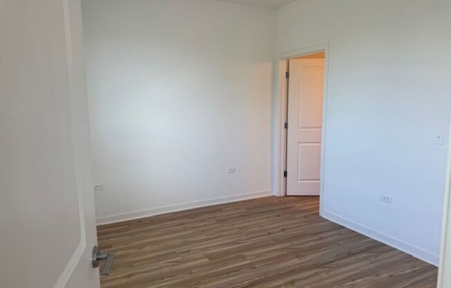 2 beds, 2 baths, 1,010 sqft, $2,495, Unit 4800 157th Street - 302