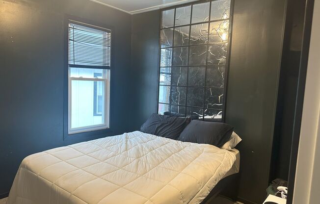 Beautifully Remodeled 2-Bedroom with Bonus Room, 2 Baths & Prime Amenities