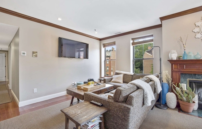 14 Clarendon St.