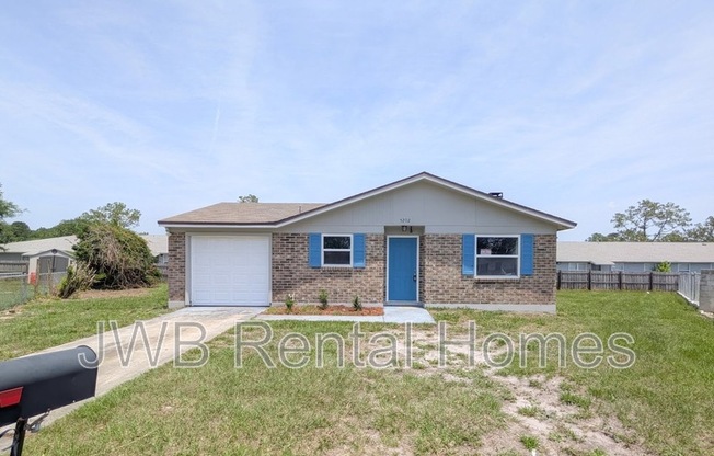 5202 LA VENTURA CT E