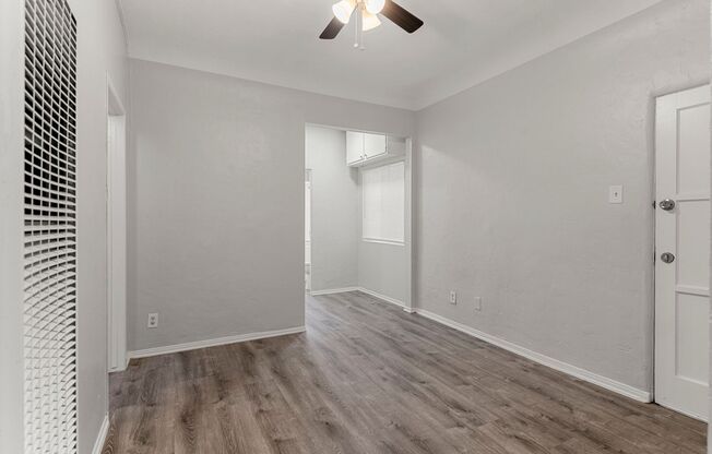 2 beds, 1 bath, 552 sqft, $1,895, Unit 726-03