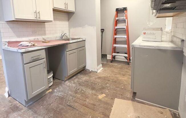 6257 Lakewood