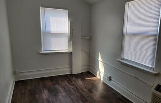 1 bed, 1 bath, 400 sqft, $725, Unit #8